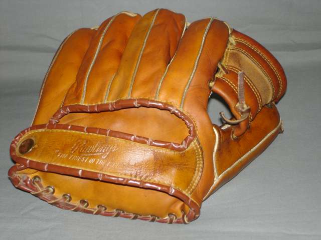 Mickey Mantle Rawlings MM8 Back